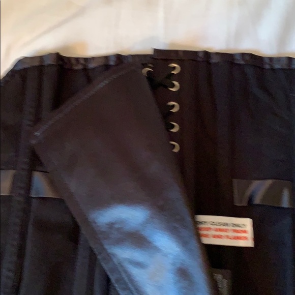 PRICE๐๐ปNWOT Black Steel Bone Waist Corset Sz 32 - Picture 5 of 7